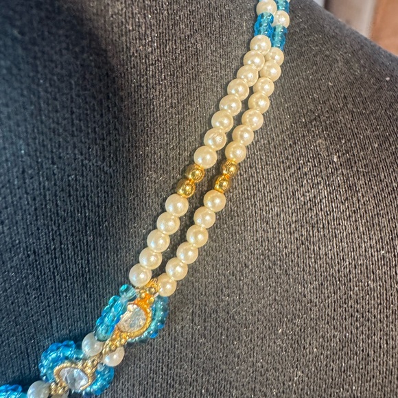 Seed Bead, pearl and rhinestone Necklace - Picture 4 of 7